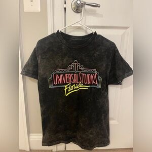 universal studios shirt size medium